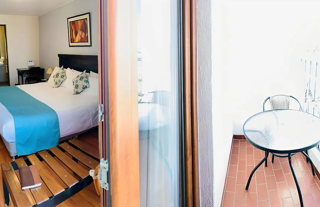 Hotel Los Tambos Colonial-1